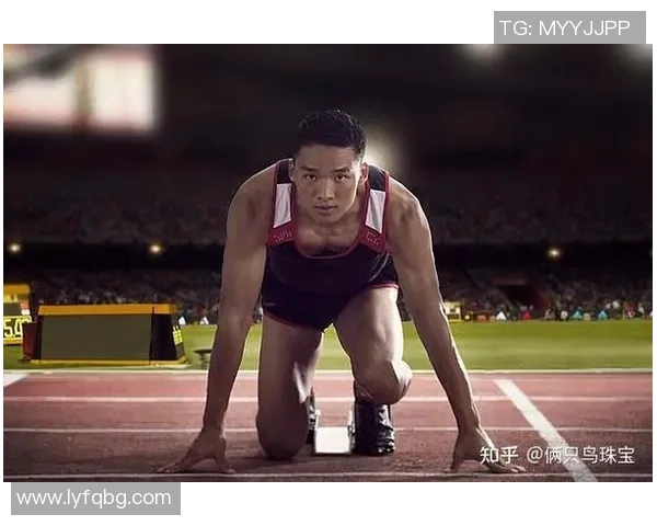 足球明星父亲遭袭击事件引发广泛关注和讨论背后的真相揭秘